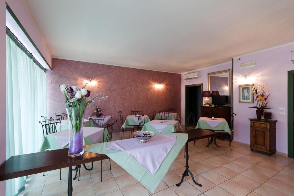 Villa Elisa Gambettola Eksteriør billede